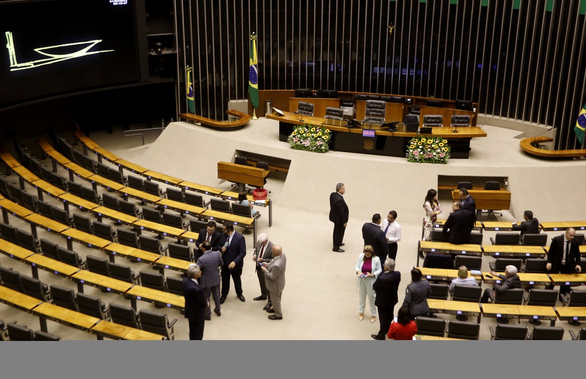 Câmara aprova projeto que limita exposição de crianças nas redes sociais - Imagem do artigo original