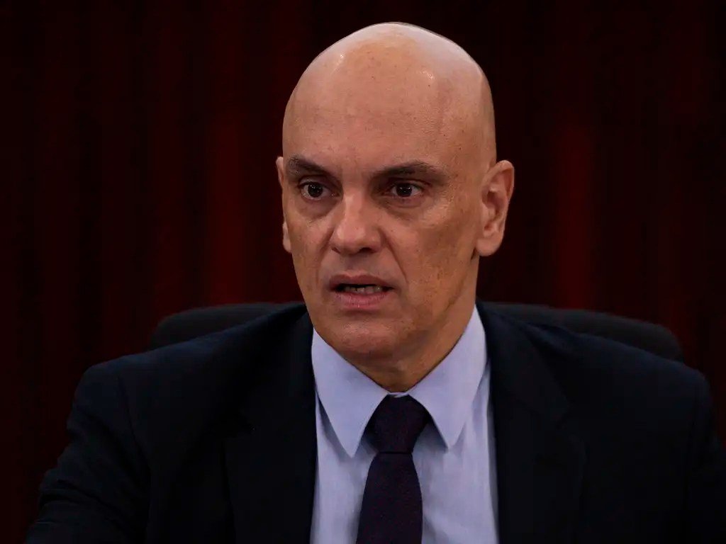 Cartão de Alexandre de Moraes é bloqueado pelo Banco do Brasil após sanções da Lei Magnitsky, diz jornal - Imagem do artigo original