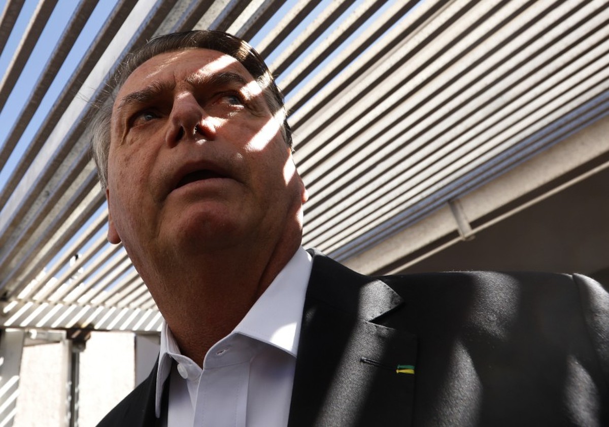 Moraes manda PF monitorar Bolsonaro para evitar possível fuga do país - Imagem do artigo original
