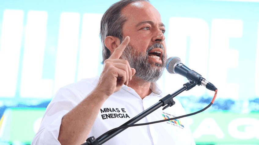 Ministro critica Zema e diz que Pacheco “não vai comer banana com casca” em Minas - Imagem do artigo original
