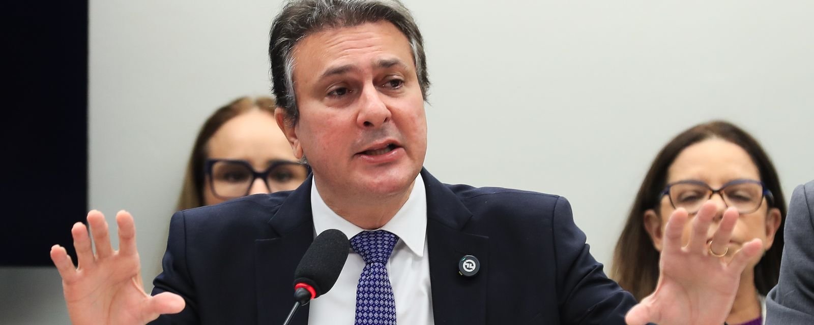 PEC da Blindagem: ministro pede que população cobre Câmara - Imagem do artigo
