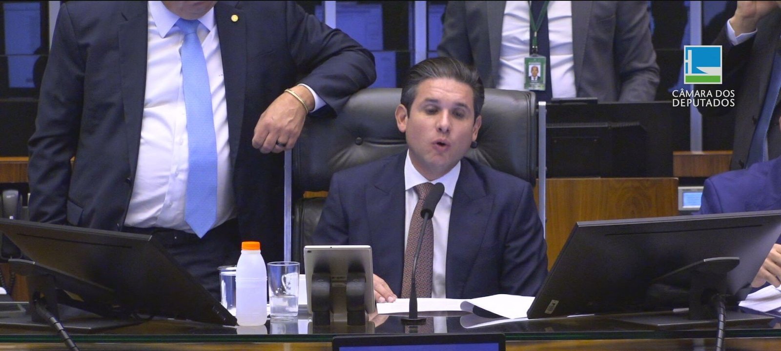 PEC da Blindagem: Câmara aprova retorno do voto secreto - Imagem do artigo