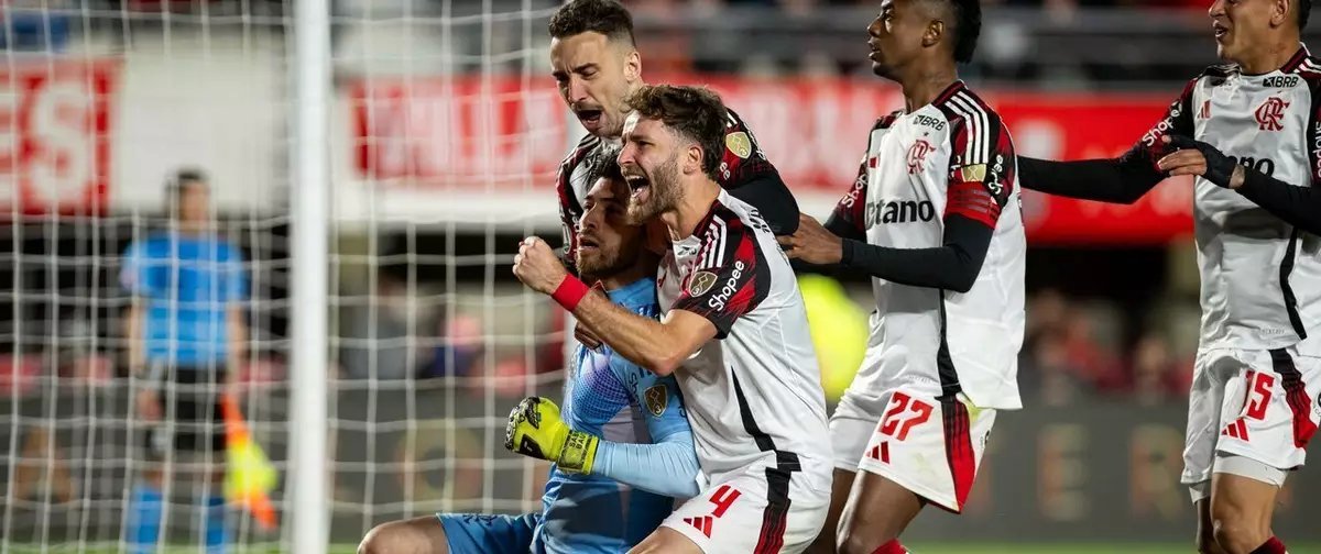 Flamengo vence Estudiantes e avança na Libertadores - Imagem do artigo