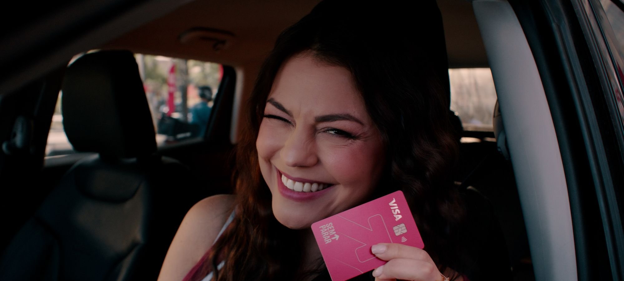 Cartão de crédito Sem Parar lança campanha com Bruna Louise - Imagem do artigo