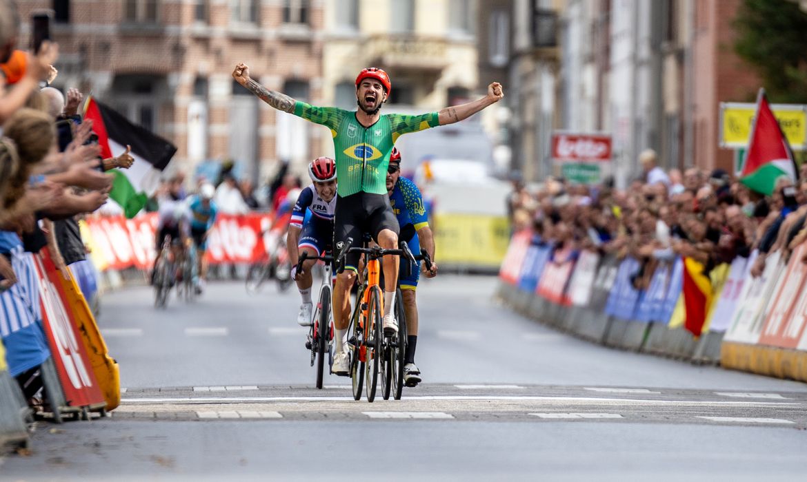 Lauro Chaman conquista terceiro título mundial de paraciclismo na Bélgica - Imagem do artigo original