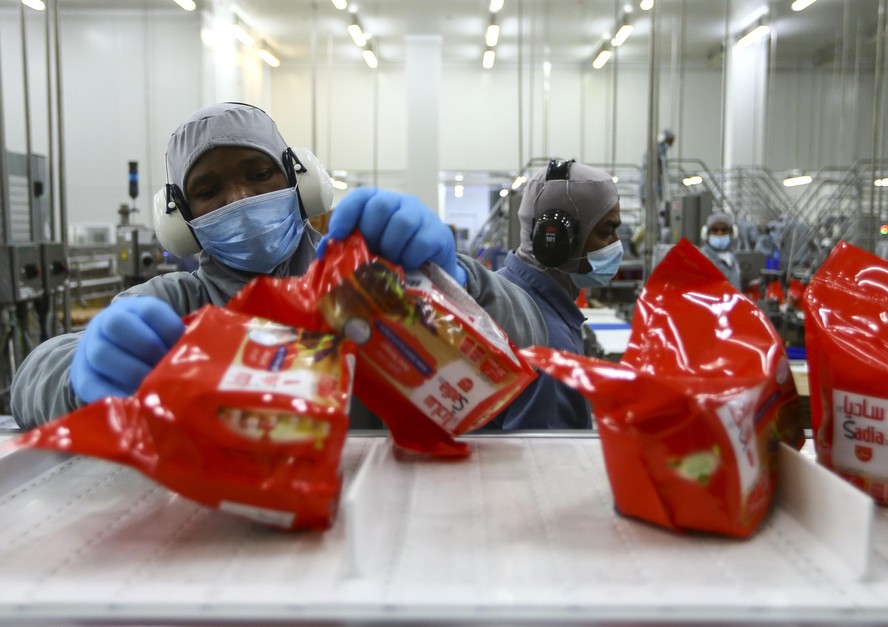 Confiança do setor exportador desaba após aumento de tarifas dos EUA, revela CNI - Imagem do artigo original
