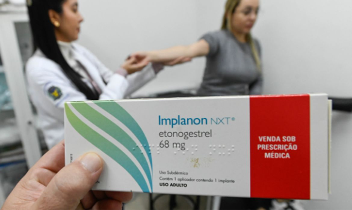 Planos de saúde passam a cobrir implante contraceptivo Implanon - Imagem do artigo original