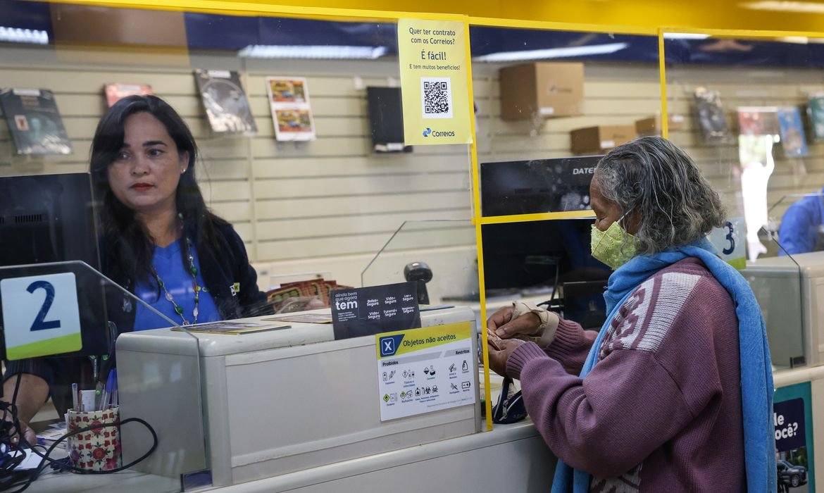 Correios suspendem pagamentos com cartão; serviço aceita apenas Pix - Imagem do artigo original