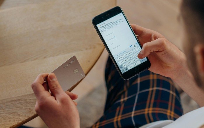 Bancos disponibilizam opção de pagar boletos com cartão de crédito - Imagem do artigo original