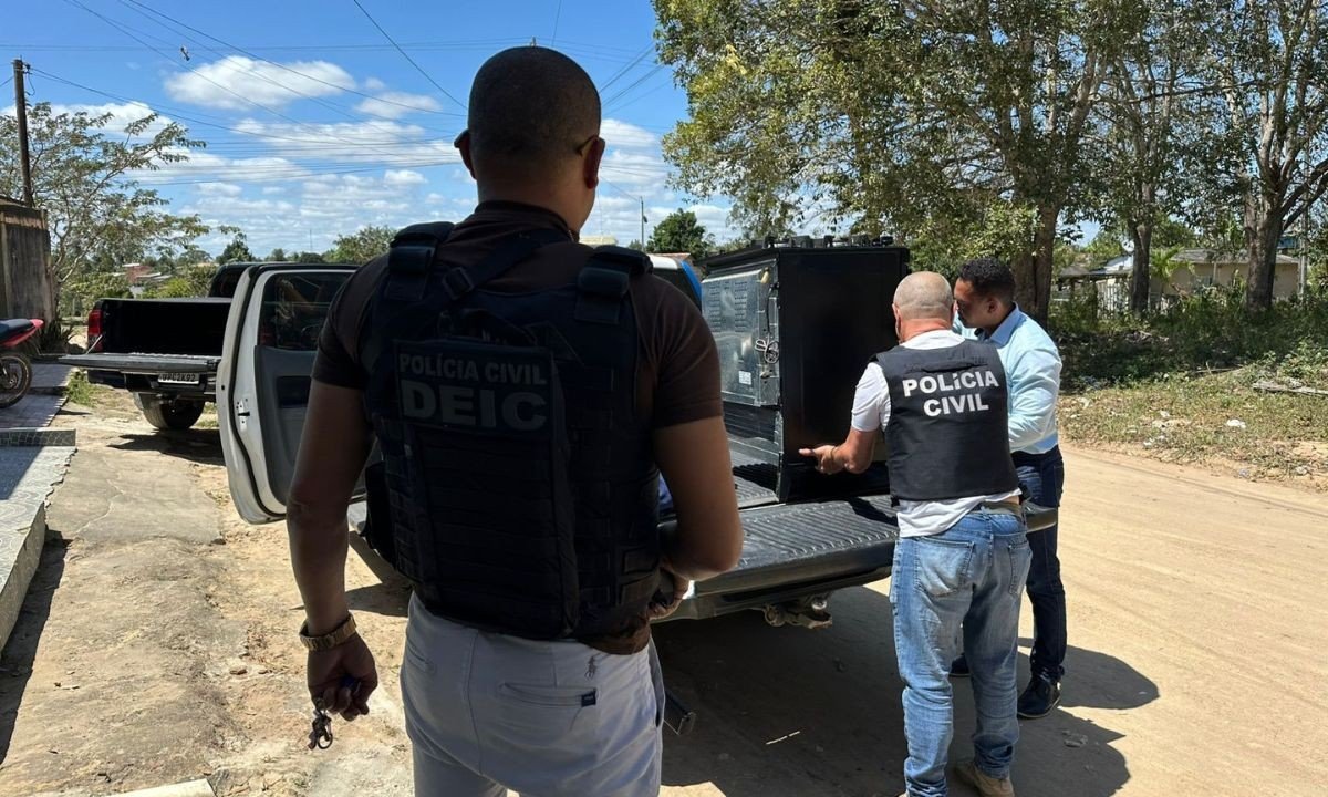 Ex-vendedora é detida em Eunápolis acusada de aplicar golpes com cartões de clientes - Imagem do artigo original