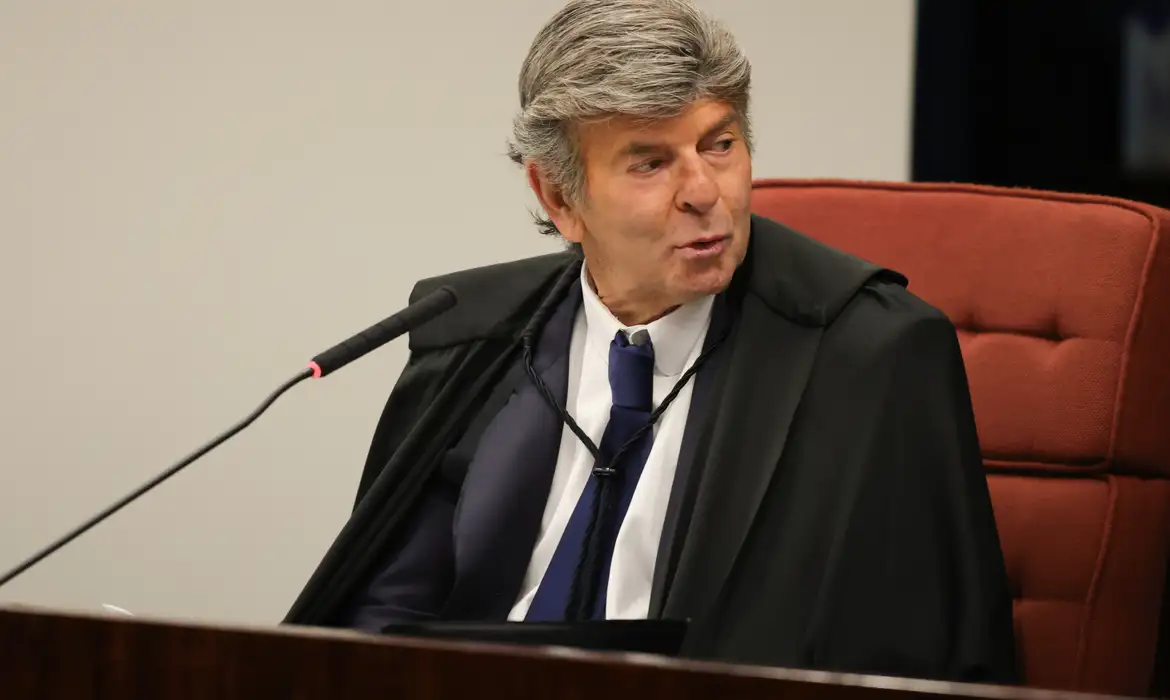 Fux absolve Bolsonaro e condena Braga Netto e Mauro Cid por tentativa de golpe - Imagem do artigo original