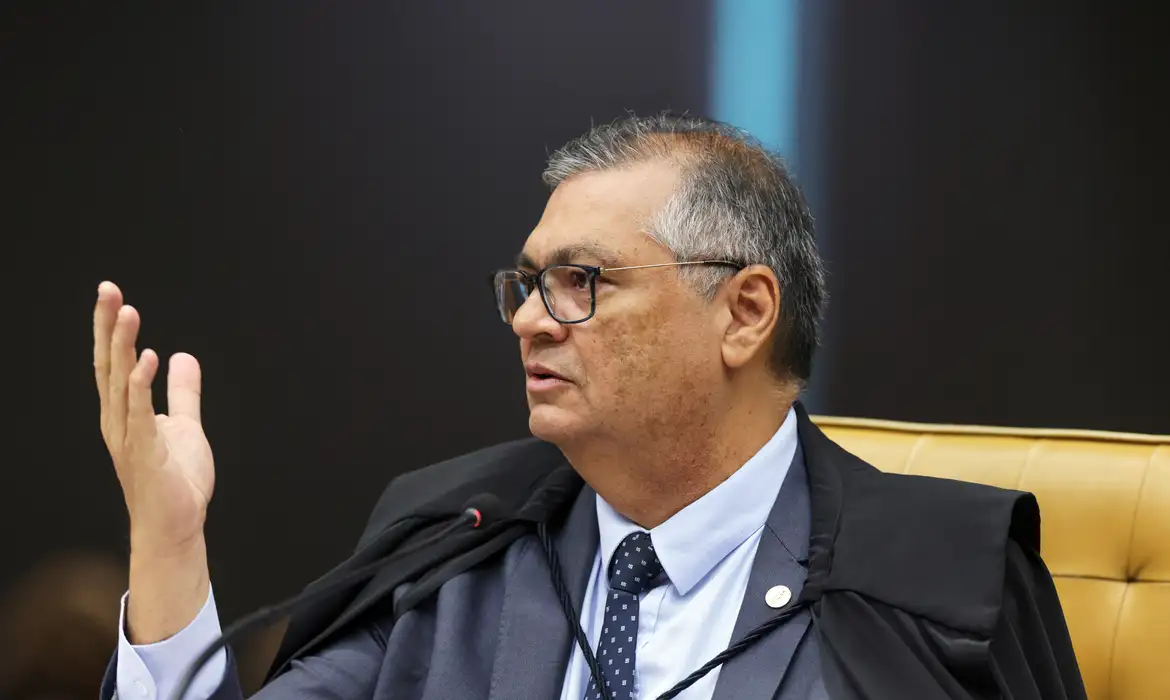 STF suspende repasses de emendas Pix a nove municípios por suspeita de irregularidades - Imagem do artigo original