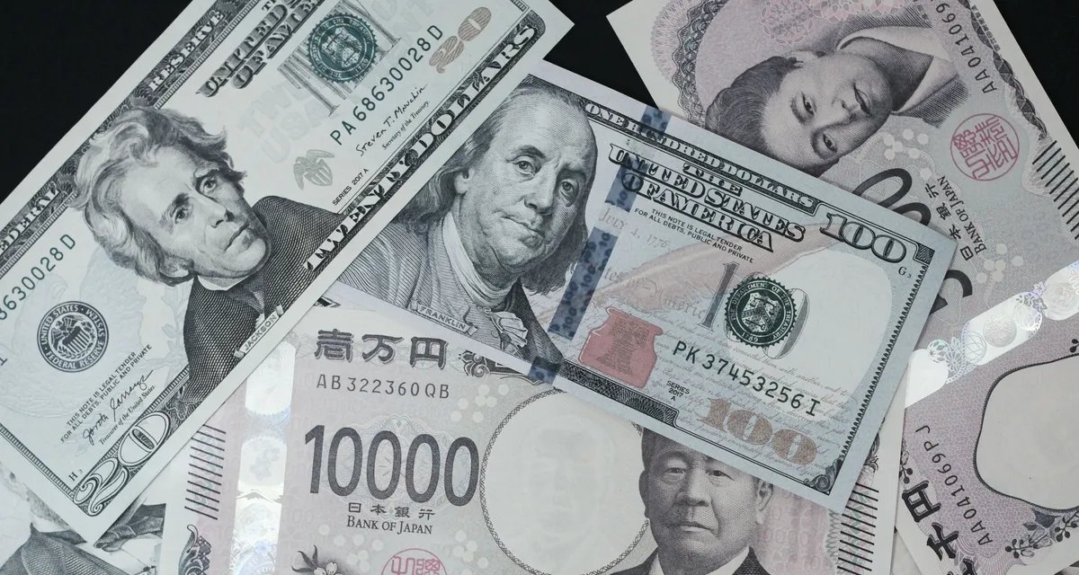 Bancos encerram posições contra dólar após eleição japonesa - Imagem do artigo