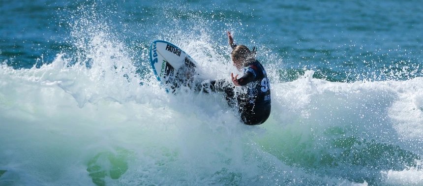 Yolanda Hopkins conquista título do Saquarema Pro no Brasil - Imagem do artigo