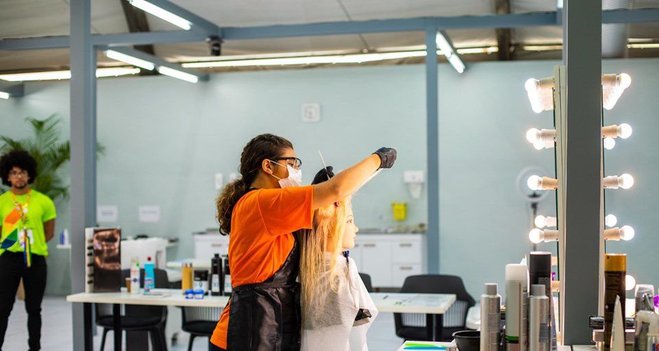 Cursos gratuitos para jovens têm 157 vagas abertas no ES - Imagem do artigo