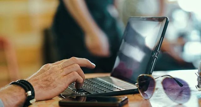 Cursos gratuitos de aperfeiçoamento online no IFES têm vagas - Imagem do artigo