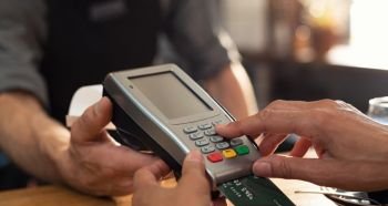 Cartão furtado: homem é condenado após 22 compras - Imagem do artigo
