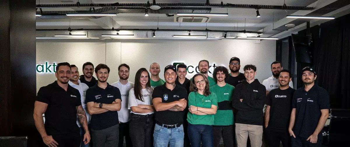 Pix Automático impulsiona assinaturas e mercado digital - Imagem do artigo