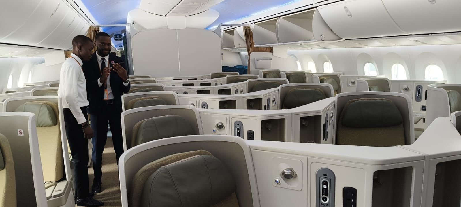Boeing 787-10 da TAAG amplia frota e moderniza serviço - Imagem do artigo original