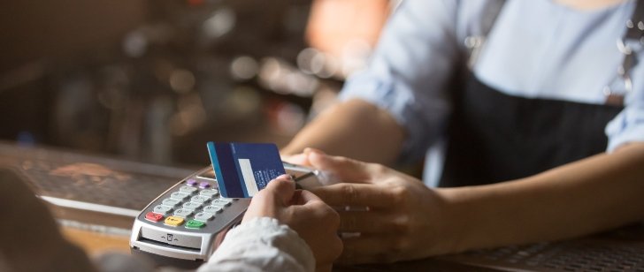 Fraudes no Natal: Mastercard alerta para risco crescente - Imagem do artigo