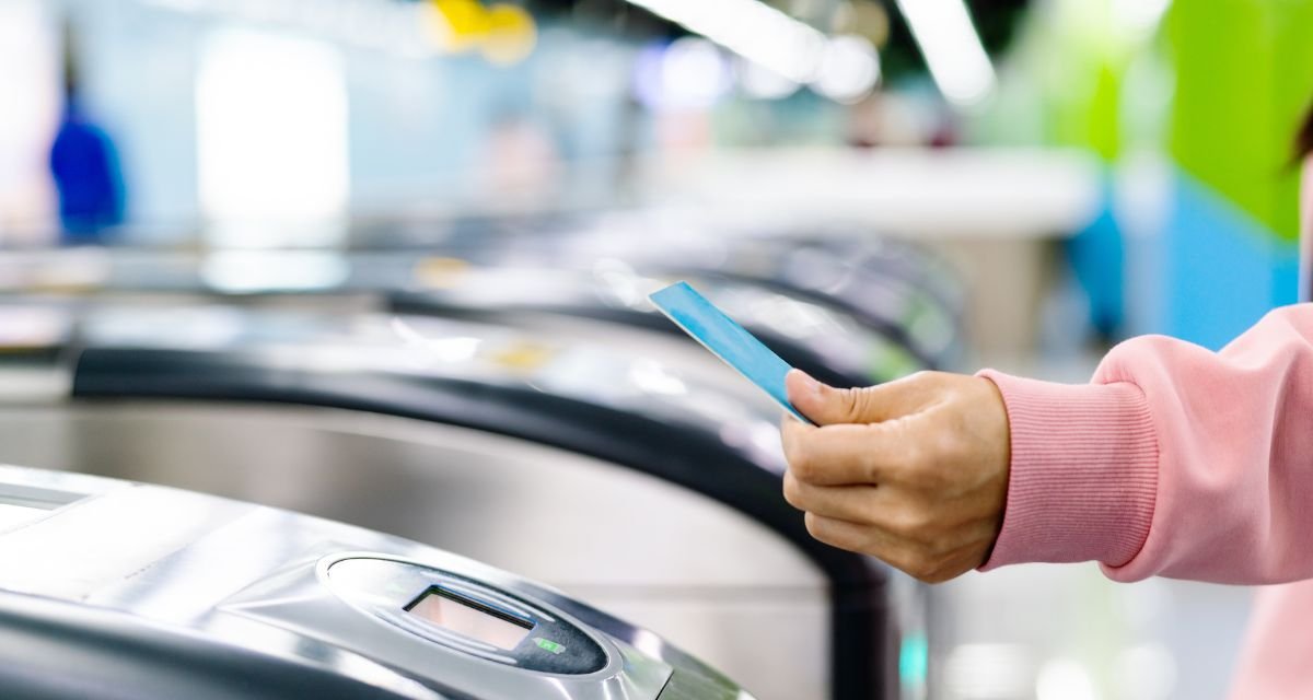 Metrô de São Paulo aceita cartão de crédito nas catracas - Imagem do artigo