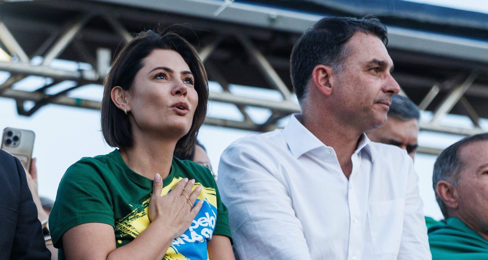 Flávio Bolsonaro é lançado à Presidência após aval de Jair - Imagem do artigo