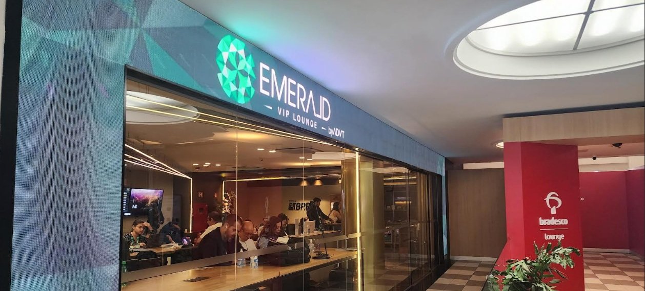 Sala VIP Emerald Congonhas: novo lounge de luxo no CGH - Imagem do artigo