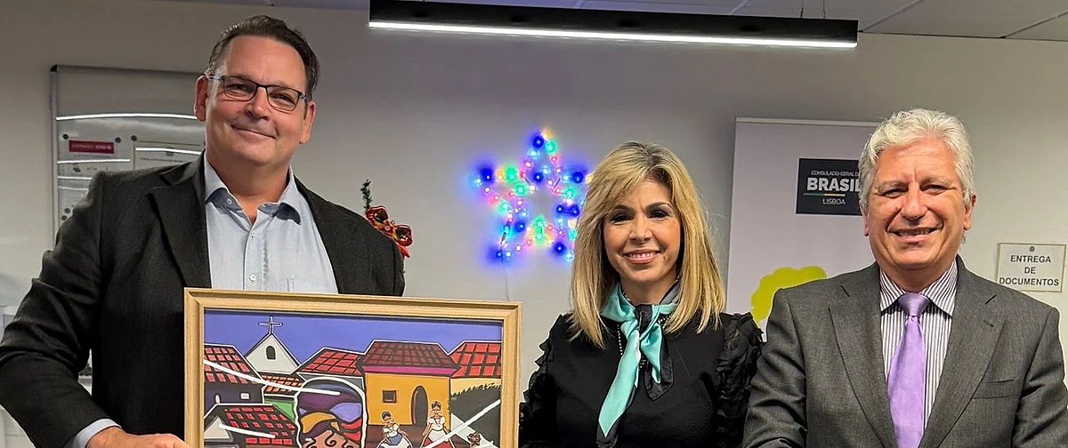 Quadro colorido homenageia Consulado do Brasil em Lisboa - Imagem do artigo