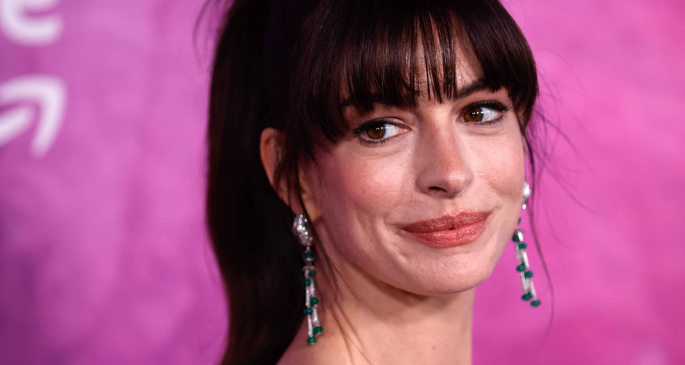 Anne Hathaway exalta o Brasil e fãs pedem CPF brasileiro - Imagem do artigo