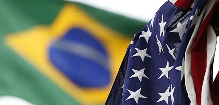 Brasileiros repatriados dos EUA chegam a Confins, MG - Imagem do artigo