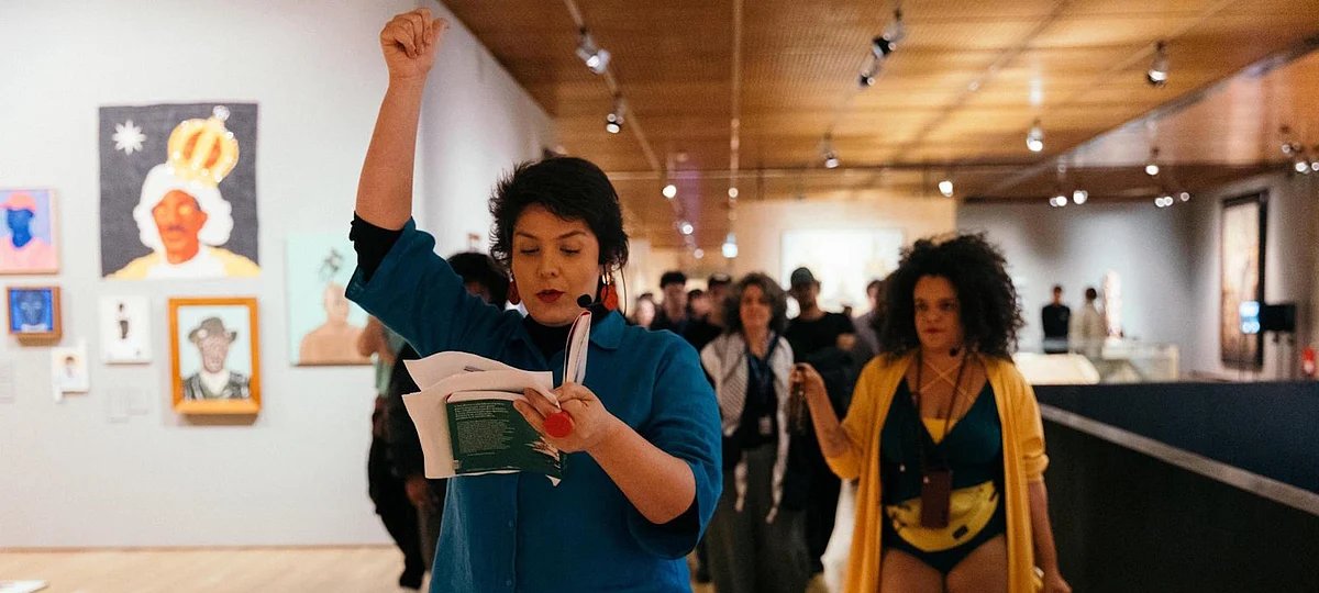 Exposição Complexo Brasil recebe performance neste sábado - Imagem do artigo