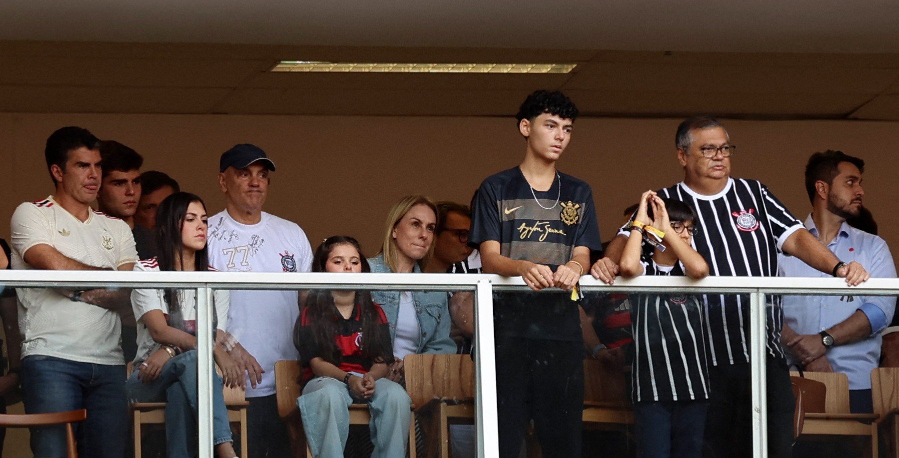 Moraes e Dino assistem Flamengo x Corinthians em Brasília - Imagem do artigo