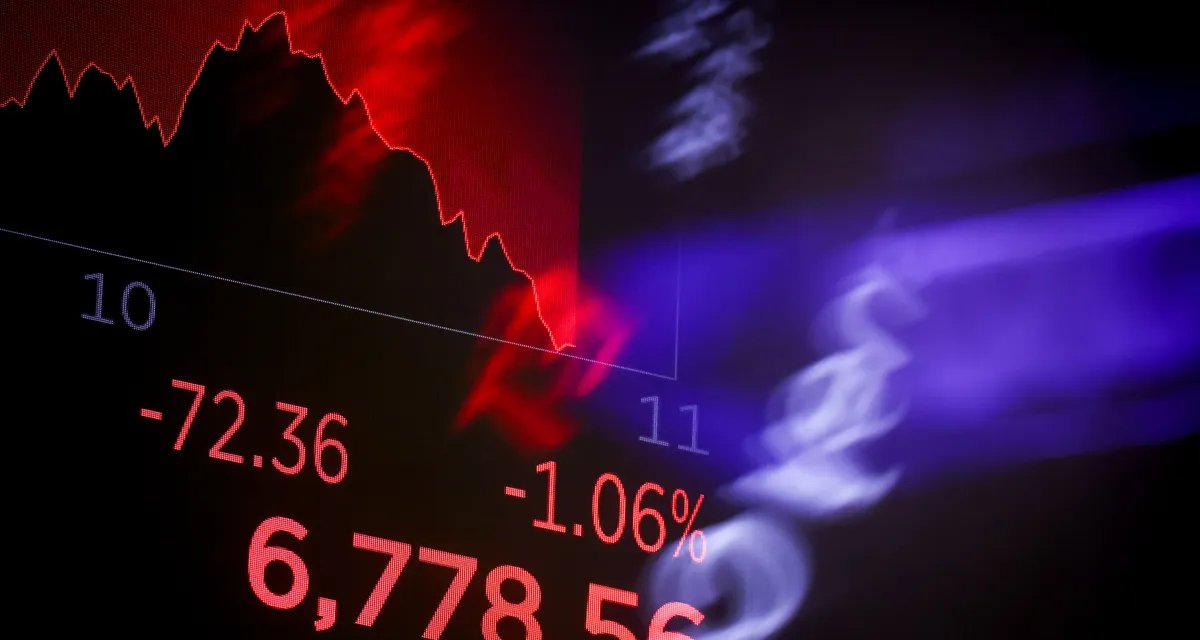 Ações de compradoras de Bitcoin caem até 17% hoje - Imagem do artigo