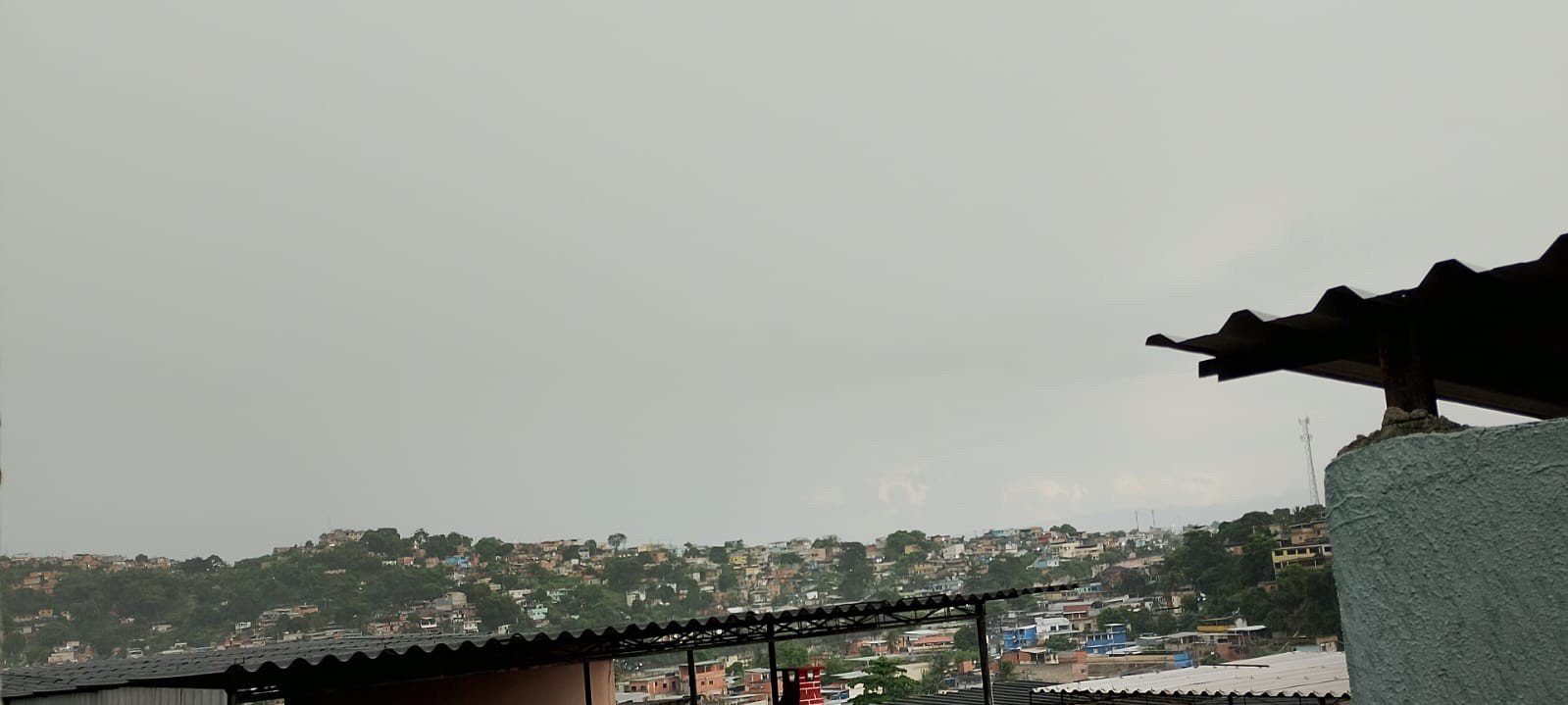Chuva forte no RJ causa alagamentos e alerta na capital - Imagem do artigo