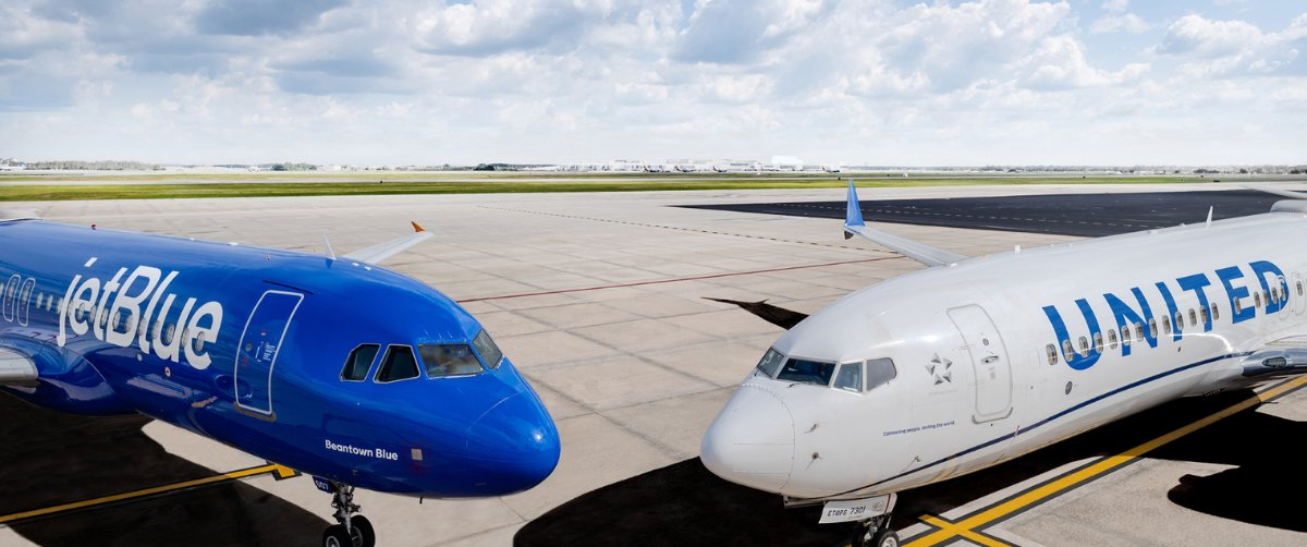 JetBlue e United ampliam parceria Blue Sky para reservas - Imagem do artigo