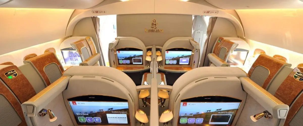 Qantas limita resgates na Primeira Classe da Emirates - Imagem do artigo original